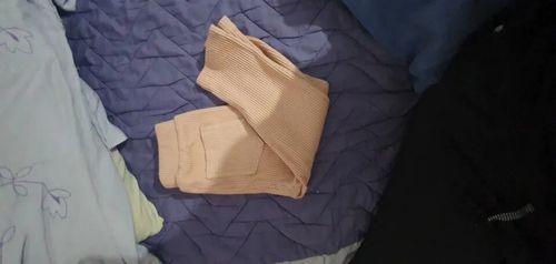 Customer photo review of Ribbed Double Pocket Leggings Pants