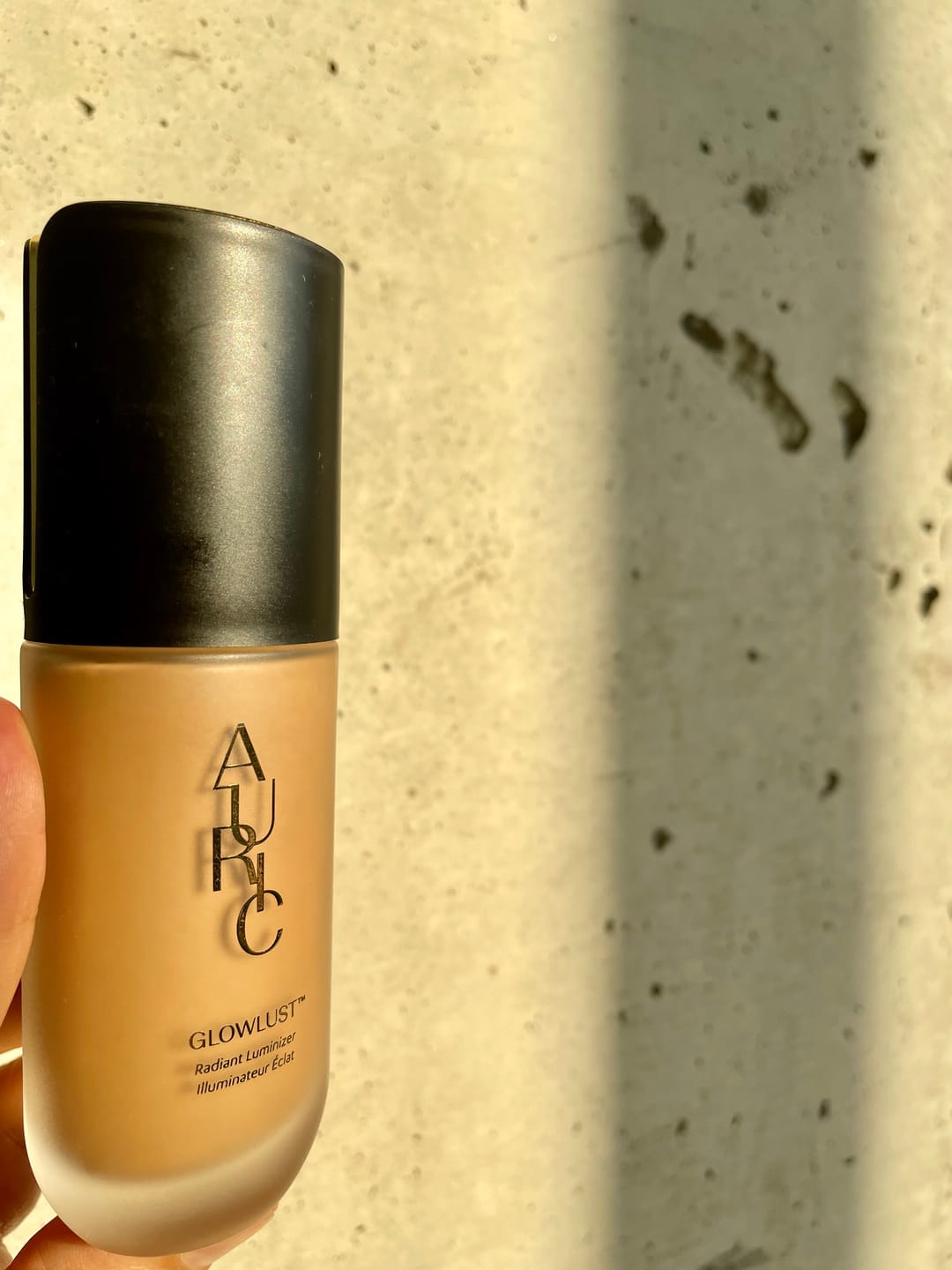 Customer photo review of Glow Lust™ Radiant Luminizer