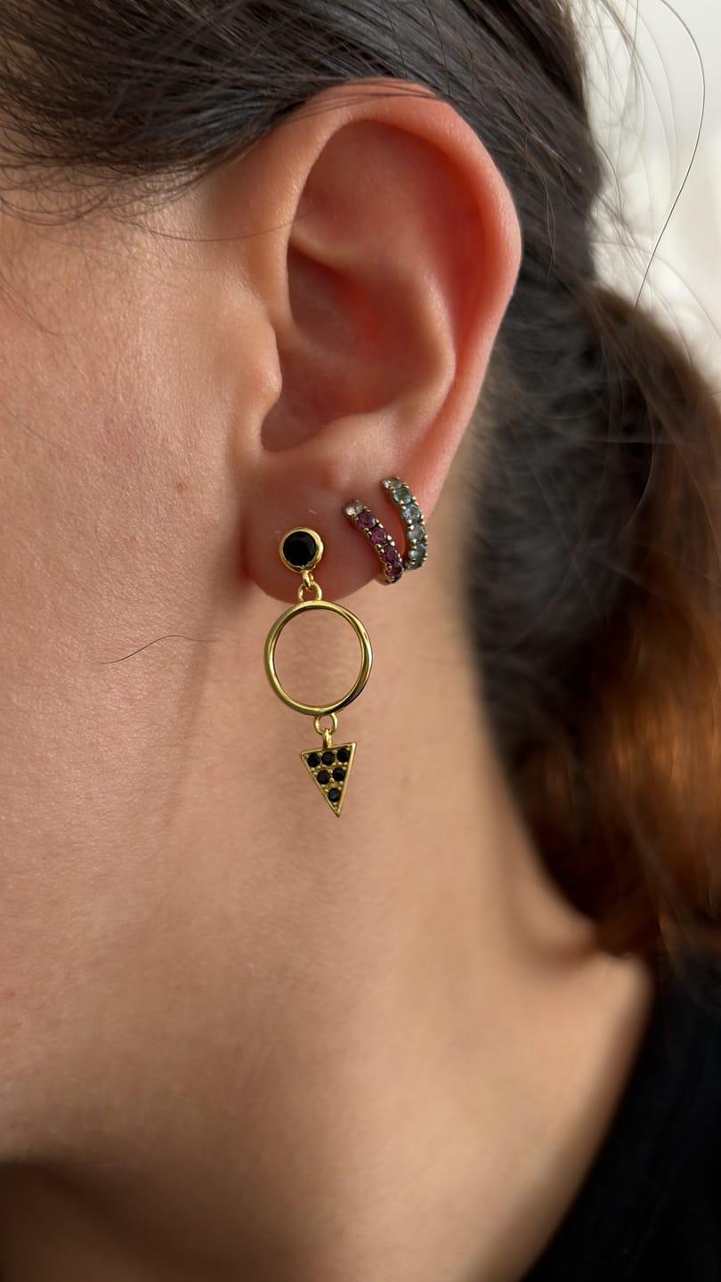 Customer photo review of Pendientes Espinela Negra