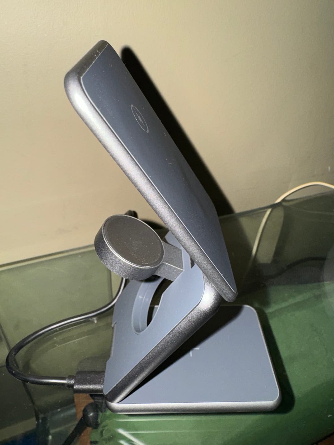 Customer photo review of MagFold Pro Qi2