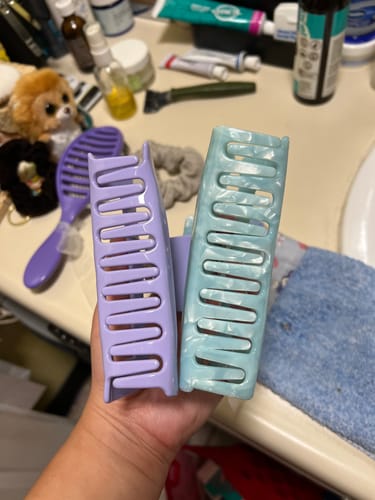 Customer photo review of Dreamy Claw Clip (Summer Collection)