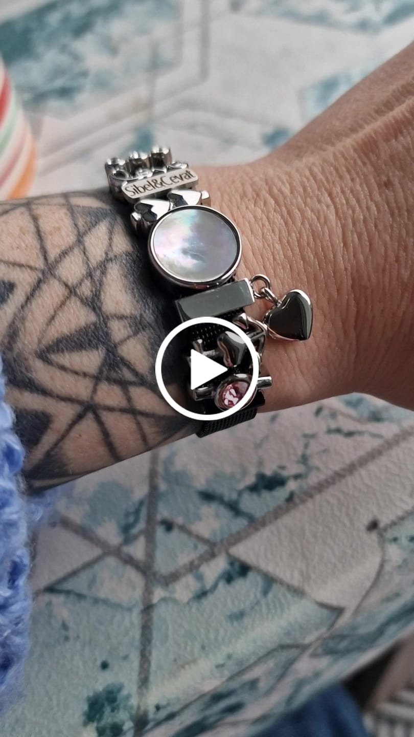 Customer video review of Mesh bracelet black