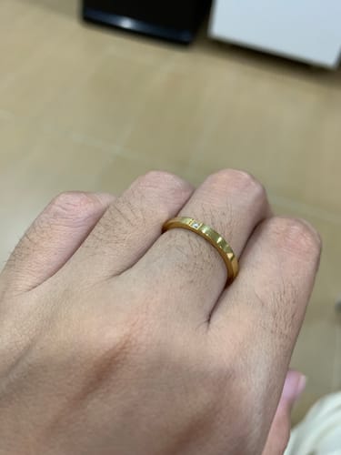 Customer photo review of Mini Gem Essential Promise Ring