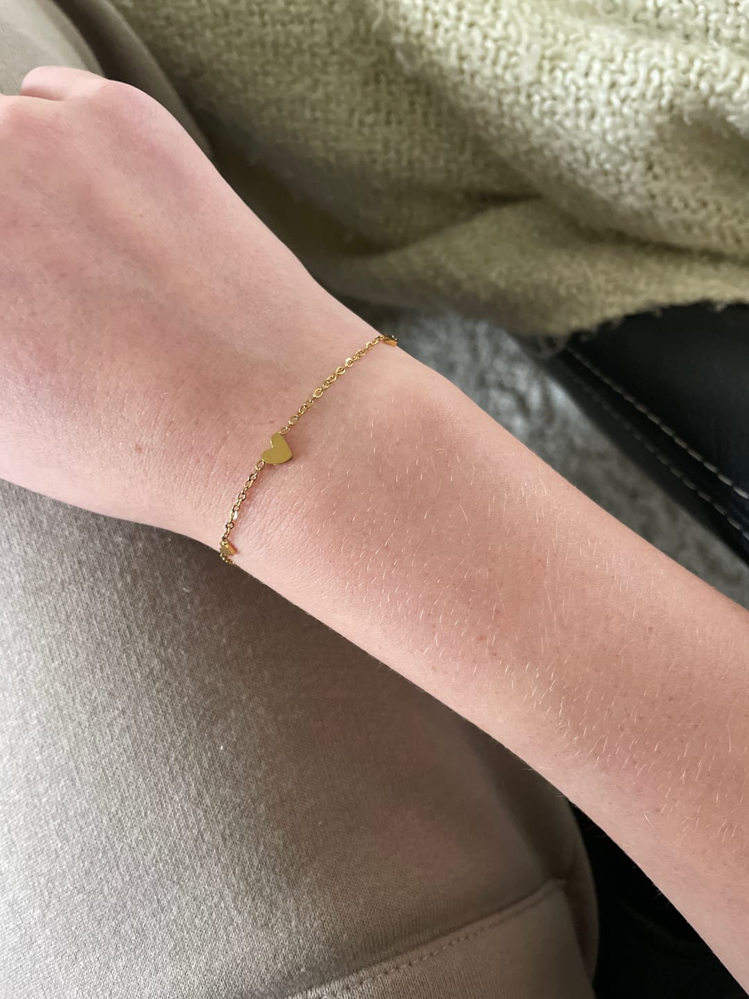 Customer photo review of Sarah - 3 Small Hearts Bracelet Stainless Steel
