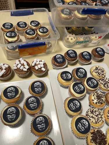 Customer photo review of 15 x 5 cm Pre-cut Standard Cupcake Custom Edible Icing Images