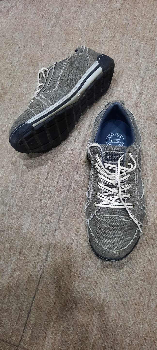 Customer photo review of Sneakers Unisex