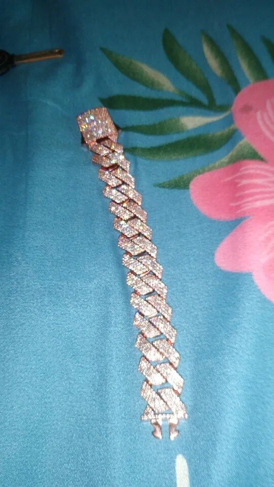 Customer photo review of 20mm Prong Cuban Chain