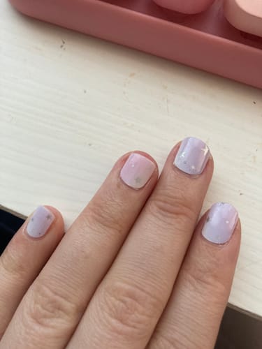 Customer photo review of Fantasy | Pastel Silver Stars Nail Polish Wrap