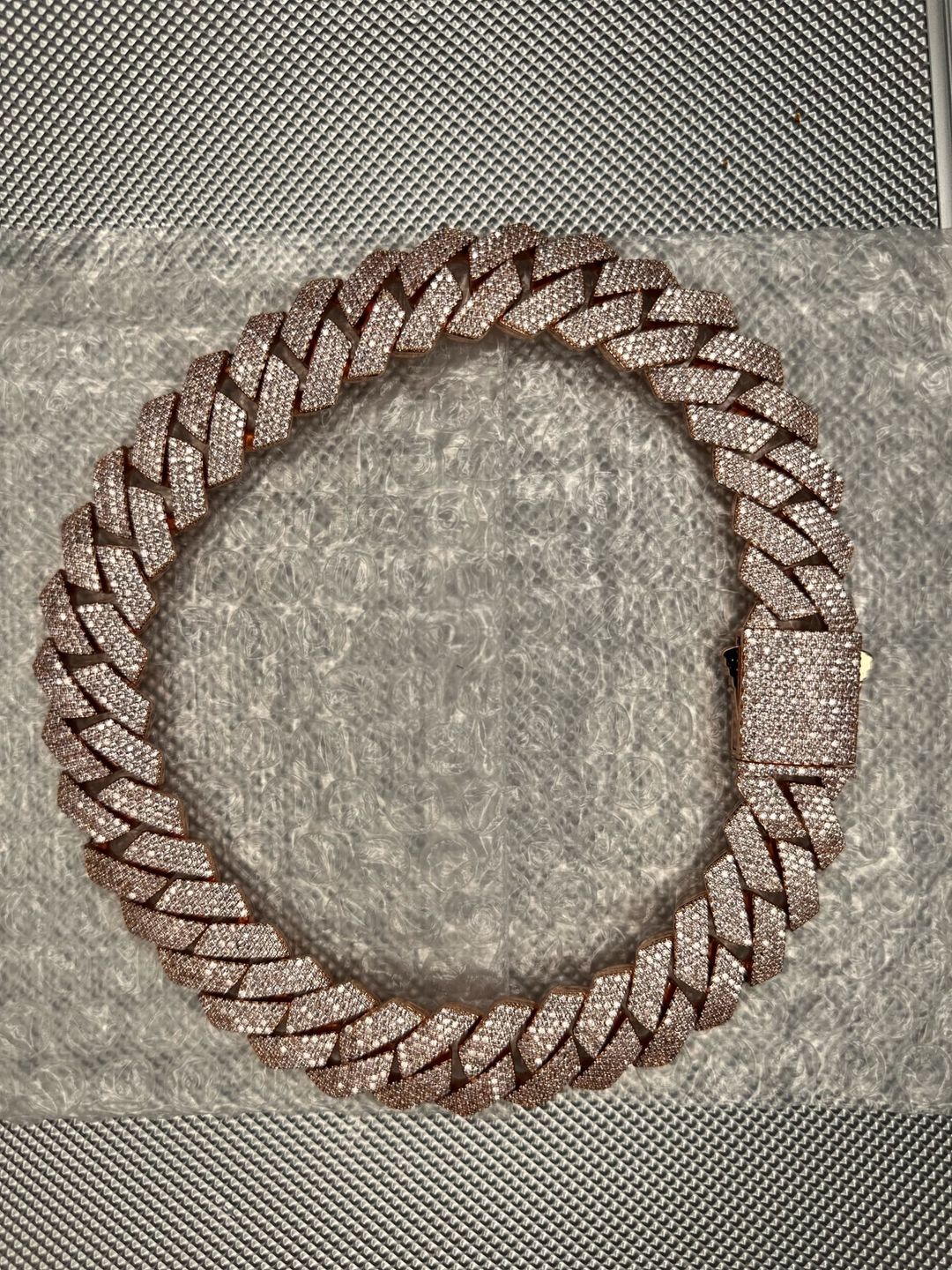 Customer photo review of 20mm Prong Cuban Chain