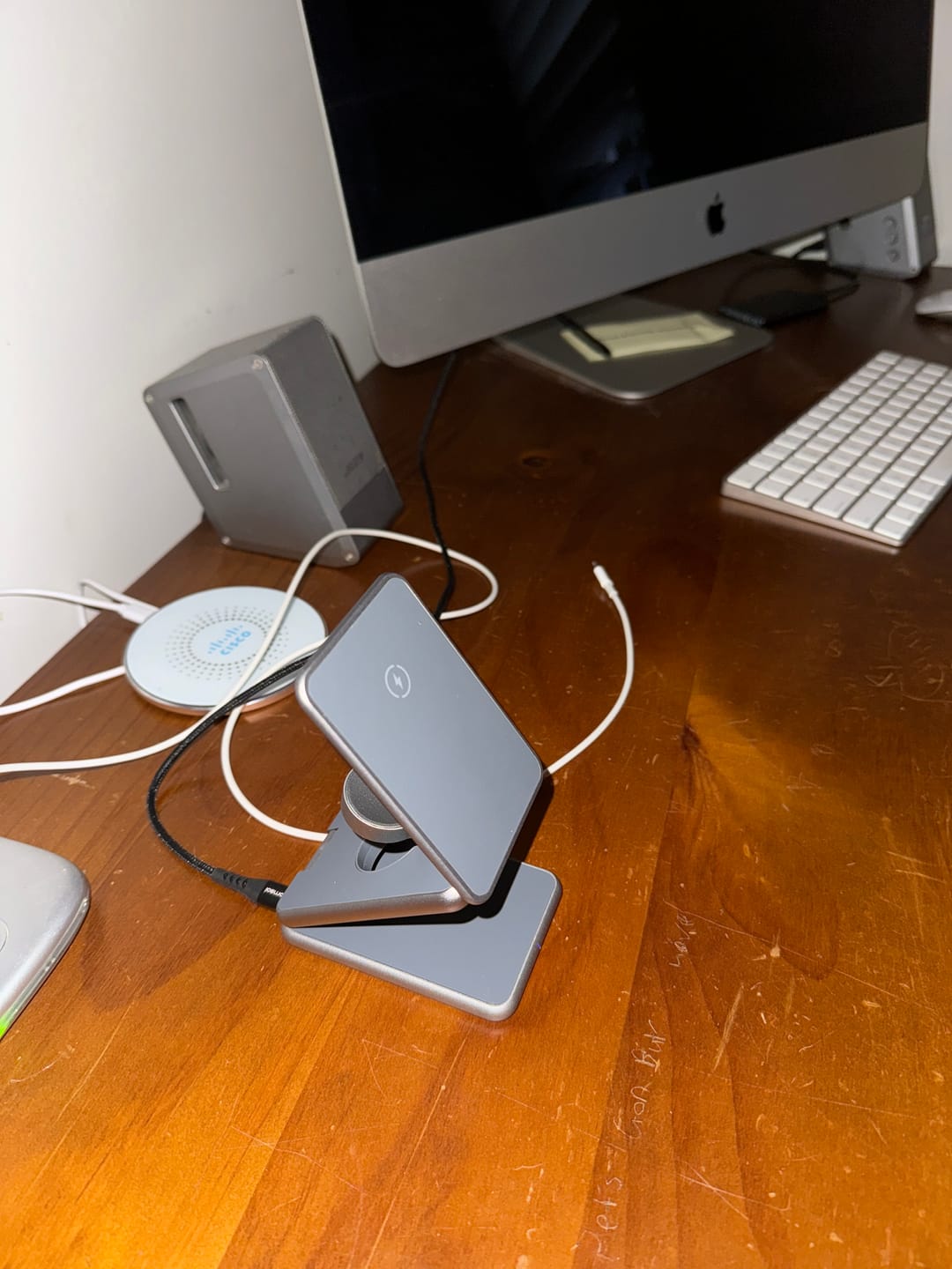 Customer photo review of MagFold Pro Qi2