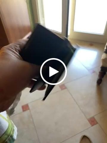 Customer video review of Flapstar Magic Wallet with coin pocket