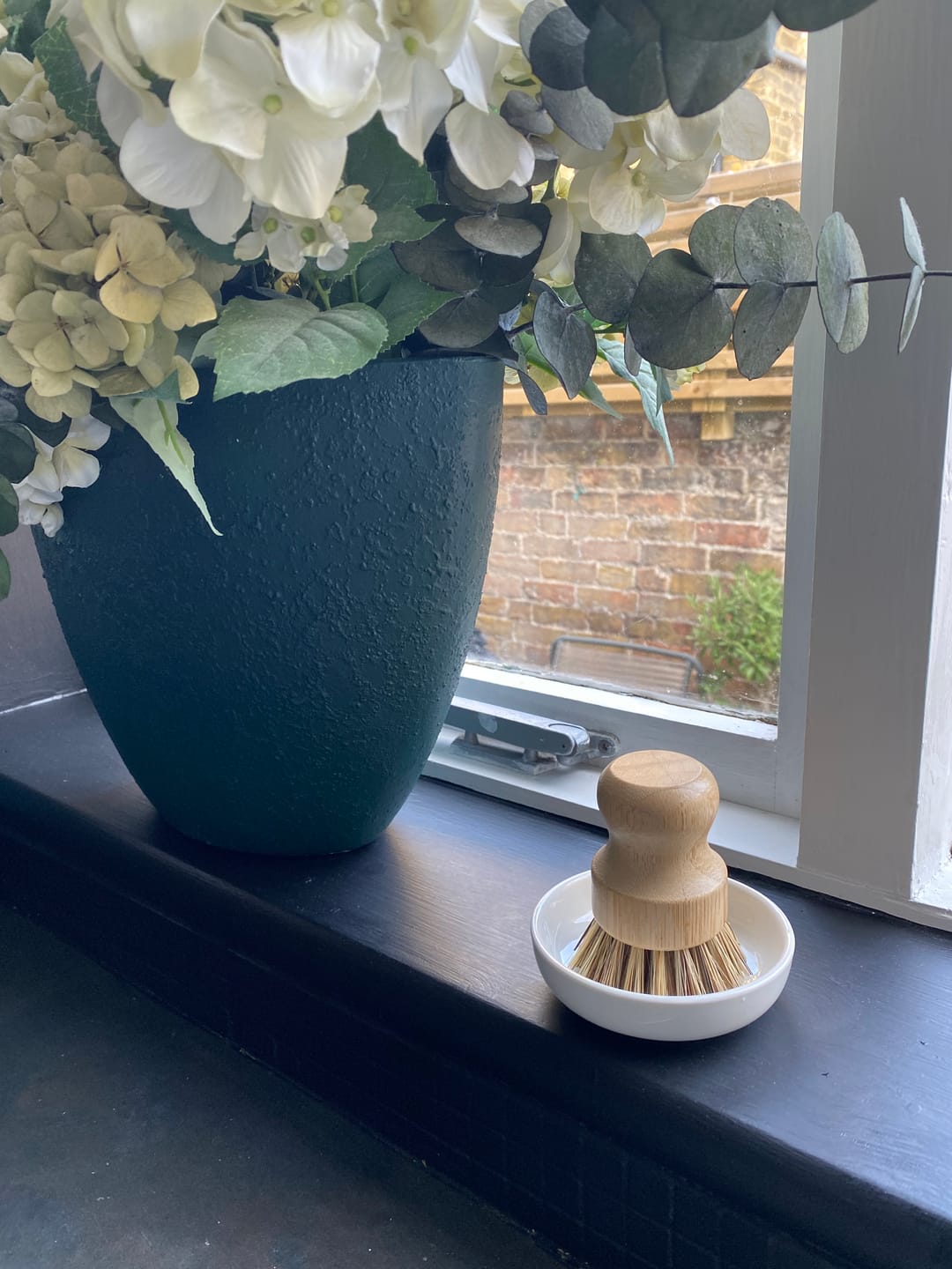 Customer photo review of Ceramic Pot Brush Dish - Skal
