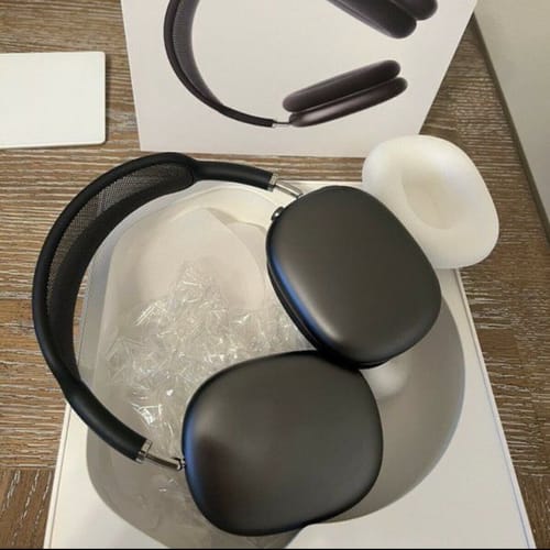Customer photo review of MAX Over-Ear