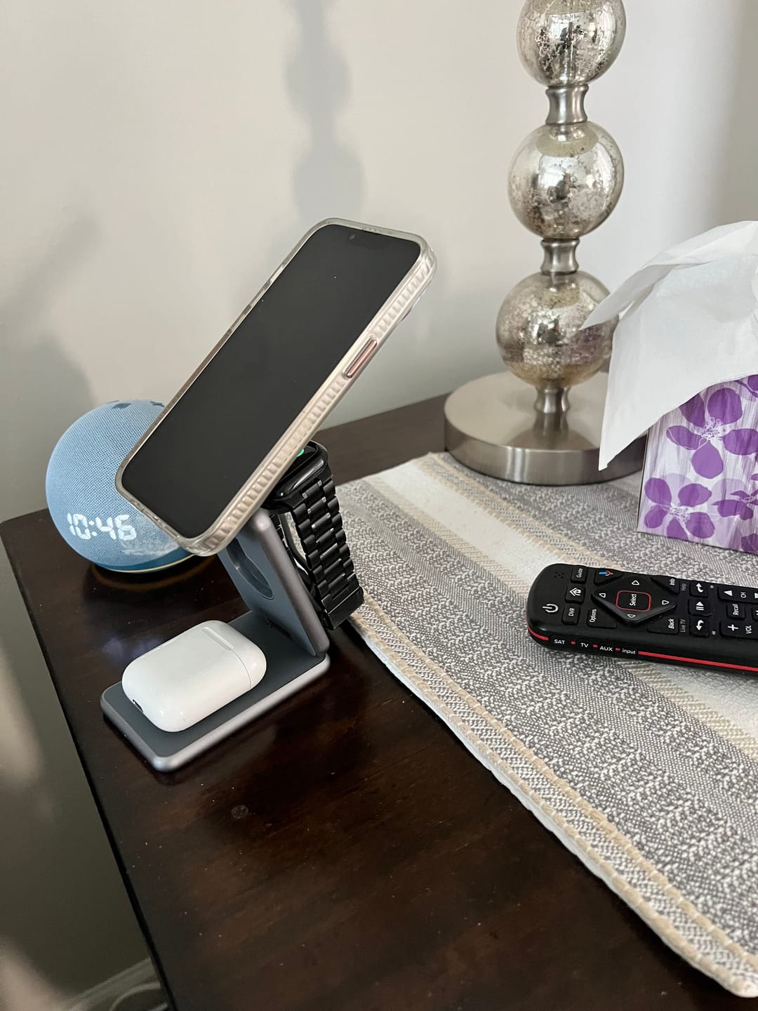 Customer photo review of MagFold Pro Qi2