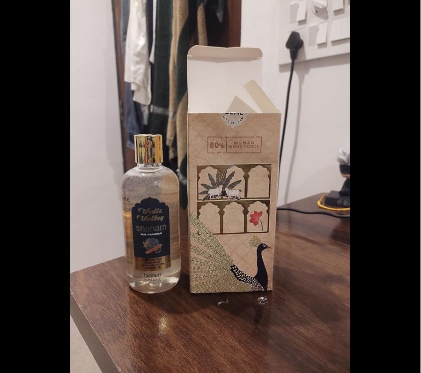 Customer photo review of Oudh Chandan  Body Wash (Pack of 2)