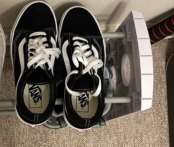 Customer photo review of Zapatilla Vans Old Skool Mujer Negro
