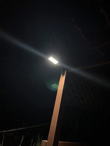 Customer photo review of Super Refletor Solar Com Sensor Automático [Compre 1 Leve 3]