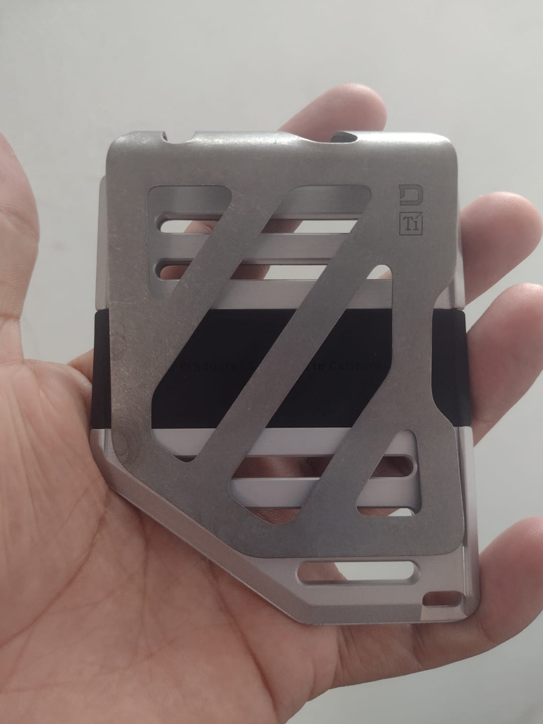 Customer photo review of MC01 TITANIUM MONEY CLIP