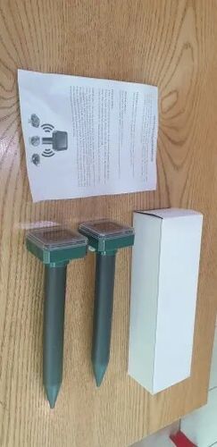 Customer photo review of Repelente Solar Ultra Sônico Espanta Pragas 24 Horas A Prova d'água