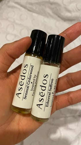 Customer photo review of ETHEREAL SAFFRON PERFUME OIL