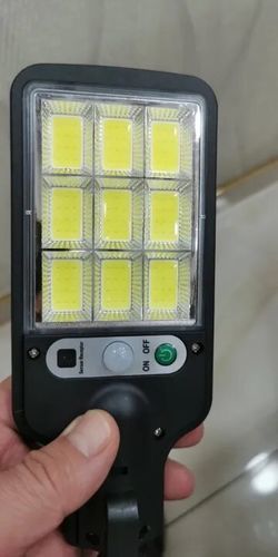 Customer photo review of Super Refletor Solar Com Sensor Automático [Compre 1 Leve 3]