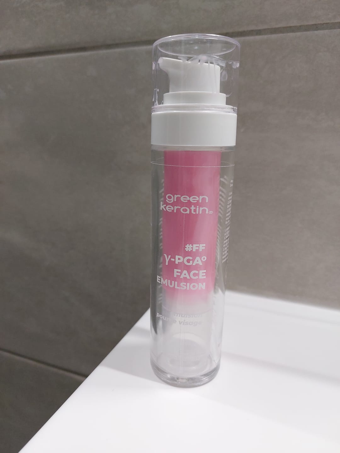 Customer photo review of Y-PGA Emulsion pour le visage, Sans Parfum