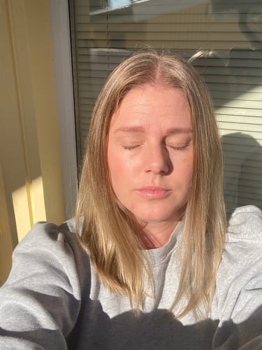 Customer photo review of LA Sunkissed Touch Up Color