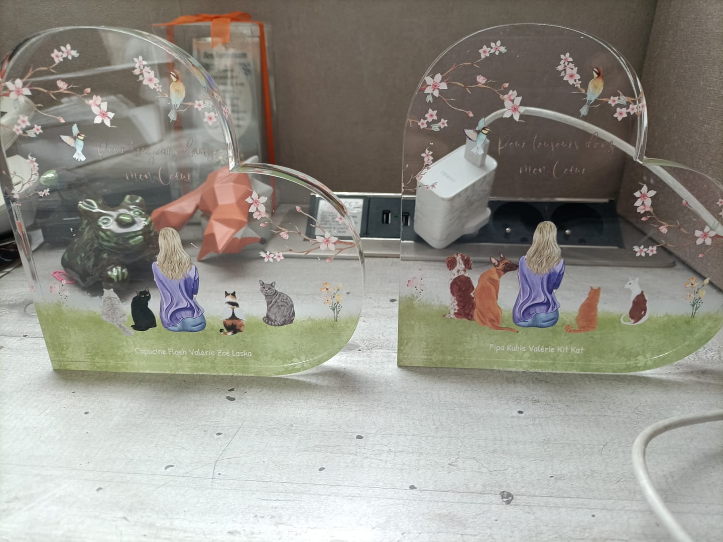 Customer photo review of Toujours à mes côtés - Cœur en verre personnalisé