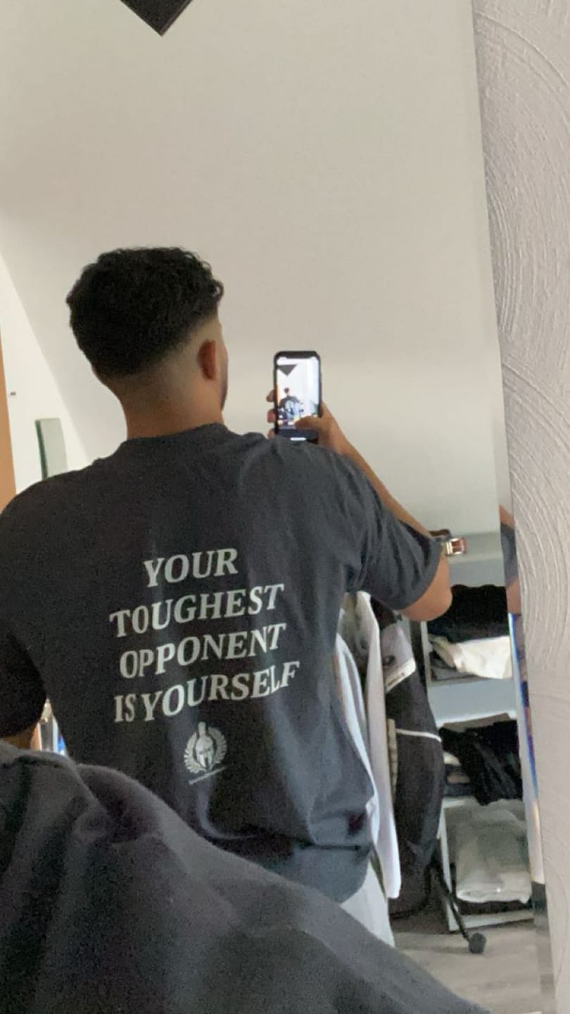 Customer photo review of OPPONENT T-SHIRT - Organic Oversized Shirt