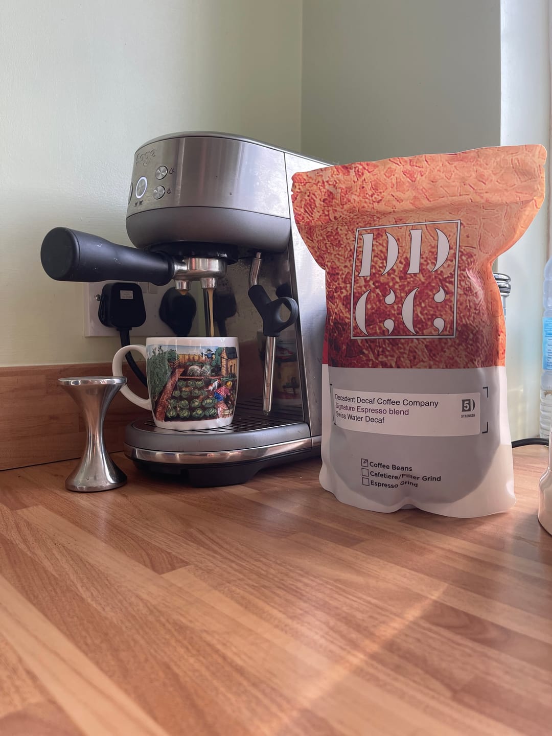 Customer photo review of Signature Espresso Decaffeinated Coffee Blend - Swiss Water Decaf Process - Strength 5 - Decadent Decaf