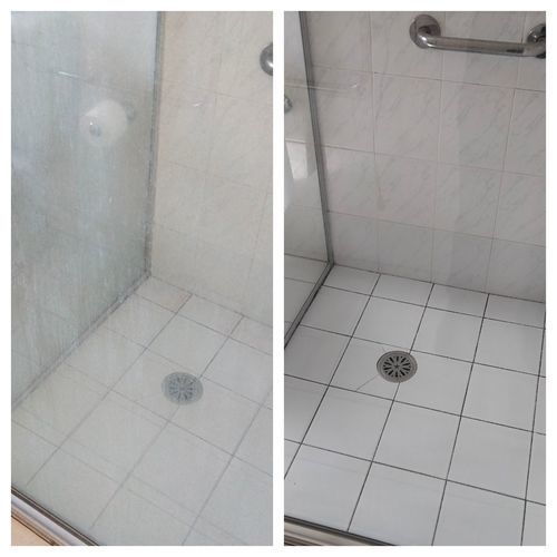 Customer photo review of GLASSGUARD™ Glass Stain & Mould Remover Bundle