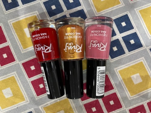 Customer photo review of Rivaj Fashion Fit Nail Color