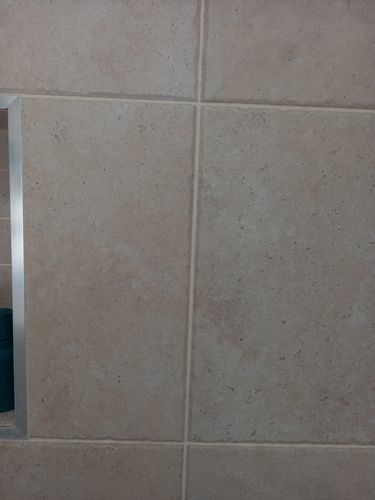Customer photo review of GLASSGUARD™ Miracle Mould Removal Gel