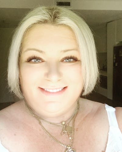 Customer photo review of Milkshake icy blonde shampoo 300ml