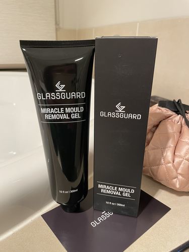 Customer photo review of GLASSGUARD™ Miracle Mould Removal Gel x 2