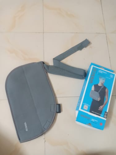 Customer photo review of Arm Pouch Sling (Mild Support)| Provides Support to the Shoulder & Arm (Grey)