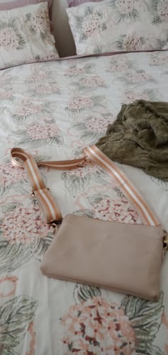 Customer photo review of Kiara Crossbody/Clutch - Oatmeal