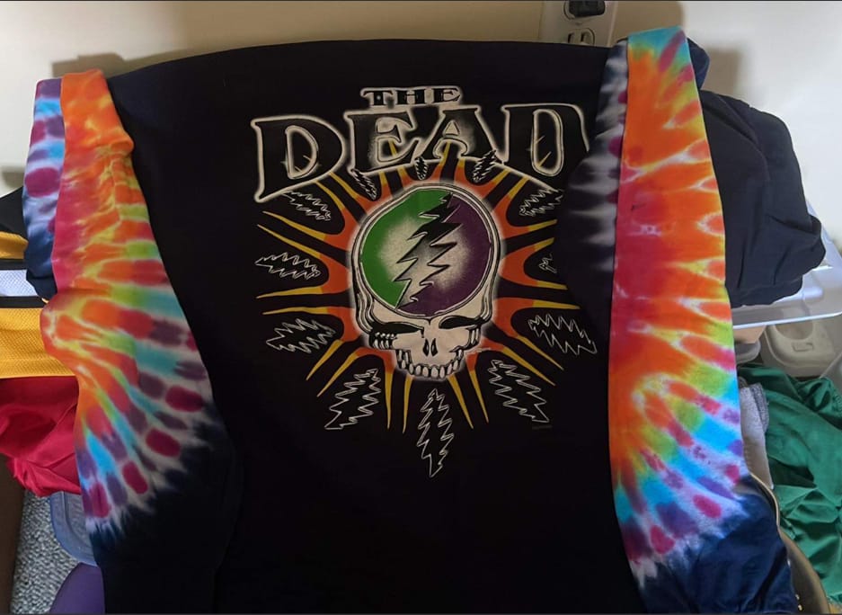 Customer photo review of Grateful Dead Morning Dew T Shirt