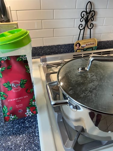 Customer photo review of Strawberry Zen Tea