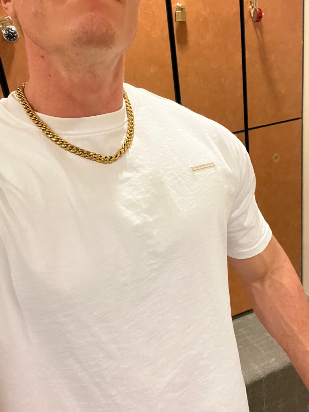 Customer photo review of Cuban Link Chain 10mm - Gold RG164