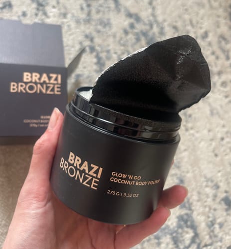 Customer photo review of Glow n’ Go Body Polish