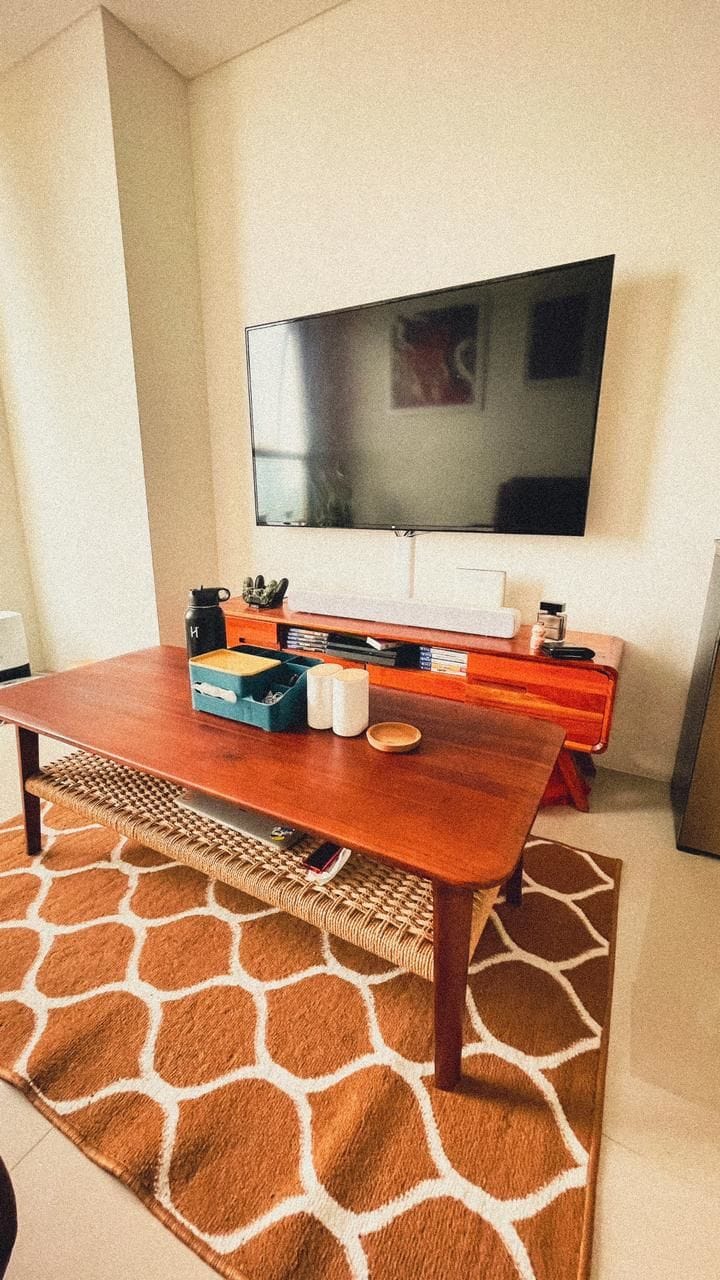 Customer photo review of Exclusive Teak & Loom Coffee Table
