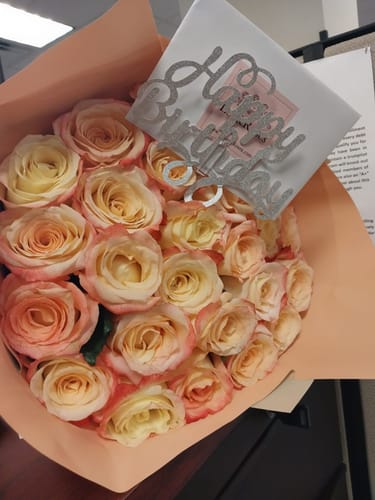 Customer photo review of Cabaret Rose Bouquet