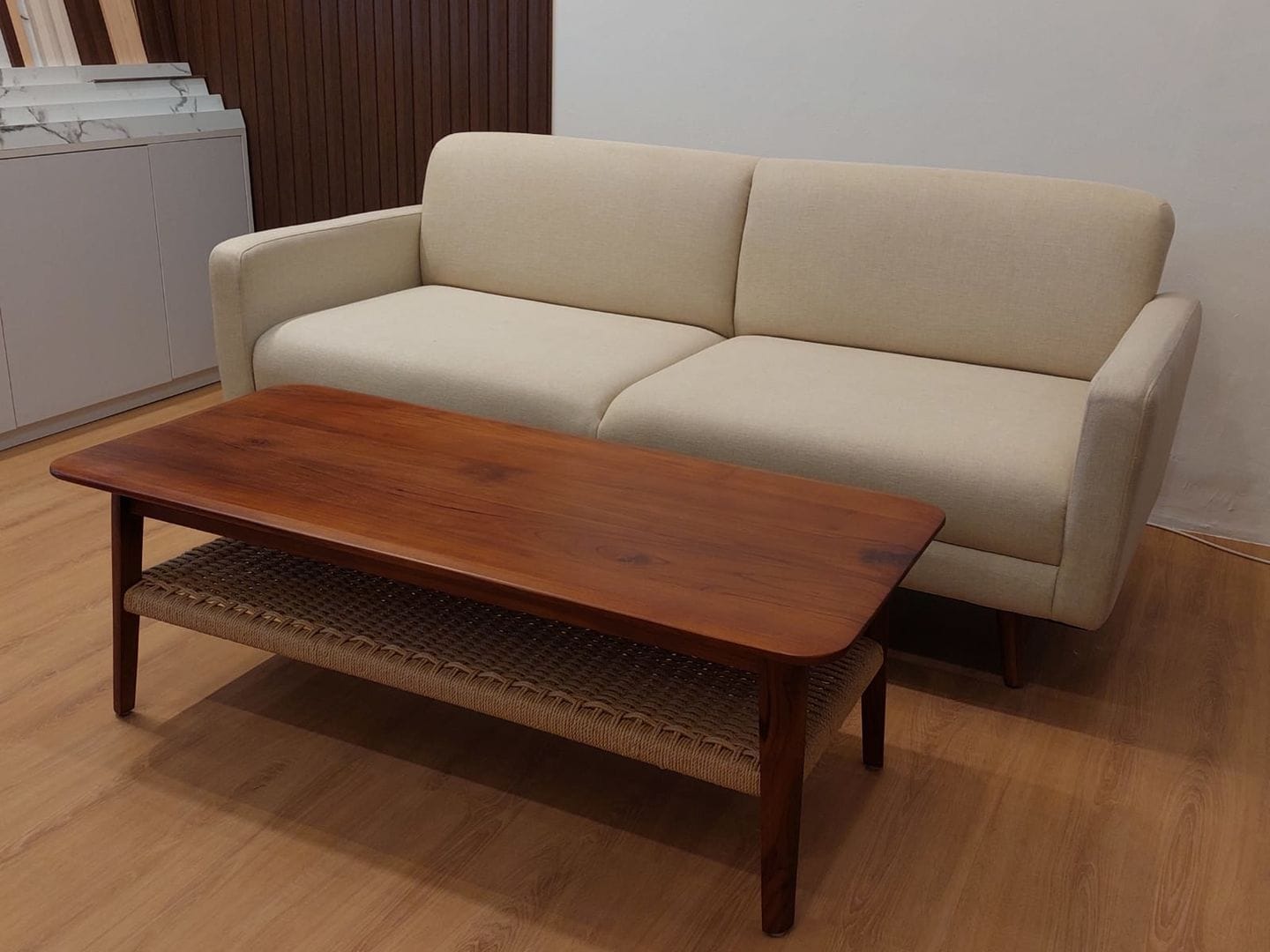 Customer photo review of Exclusive Teak & Loom Coffee Table