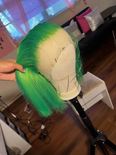 Customer photo review of Straight 613 Blonde Transparent Lace Frontal Bob Wig 150% Density