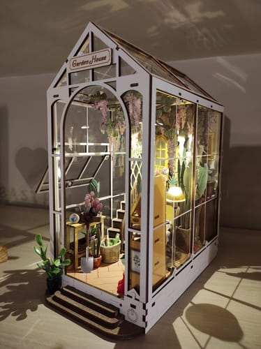 Customer photo review of ROLIFE | Book Nook Garden House