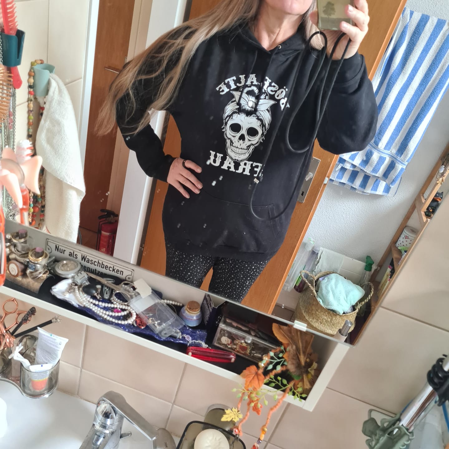 Customer photo review of Böse alte Frau - Damen Hoodie