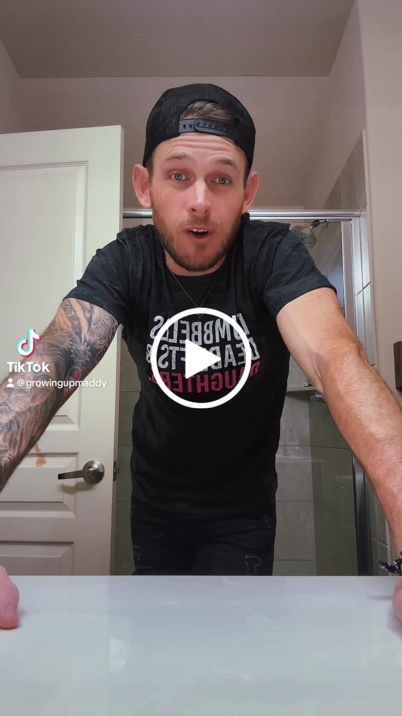 Customer video review of Dumbbells Deadlifts & Daughters Shirt