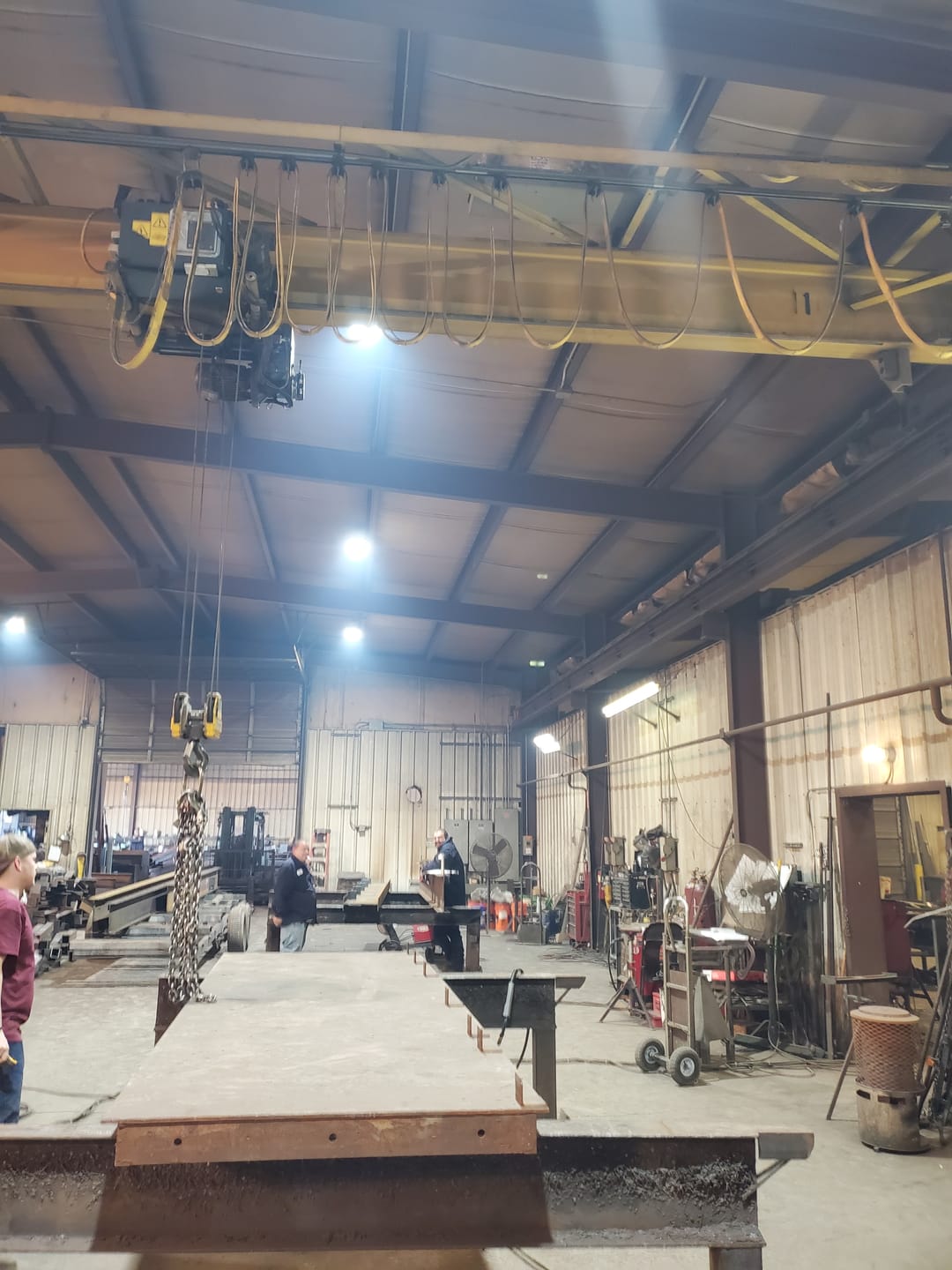 Customer photo review of Gen13 UFO LED High Bay Light, 150W, 5700K, 22500LM, Dimmable, UL, DLC Listed, For LED Warehouse Lights Commercial Shop Workshop Garage Factory Lighting Fixture