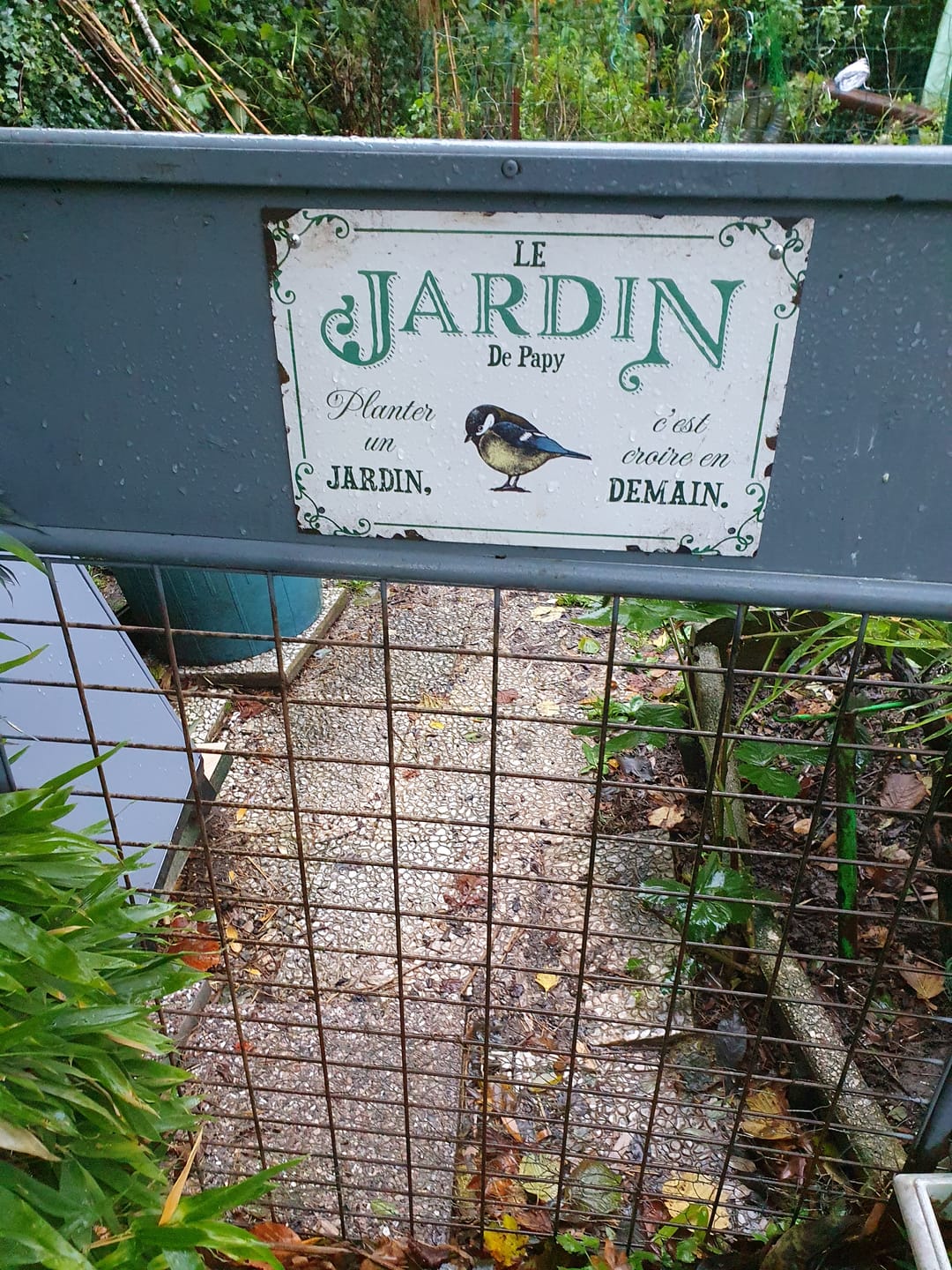Customer photo review of Joie dans le jardin - Plaque de porte personnalisée